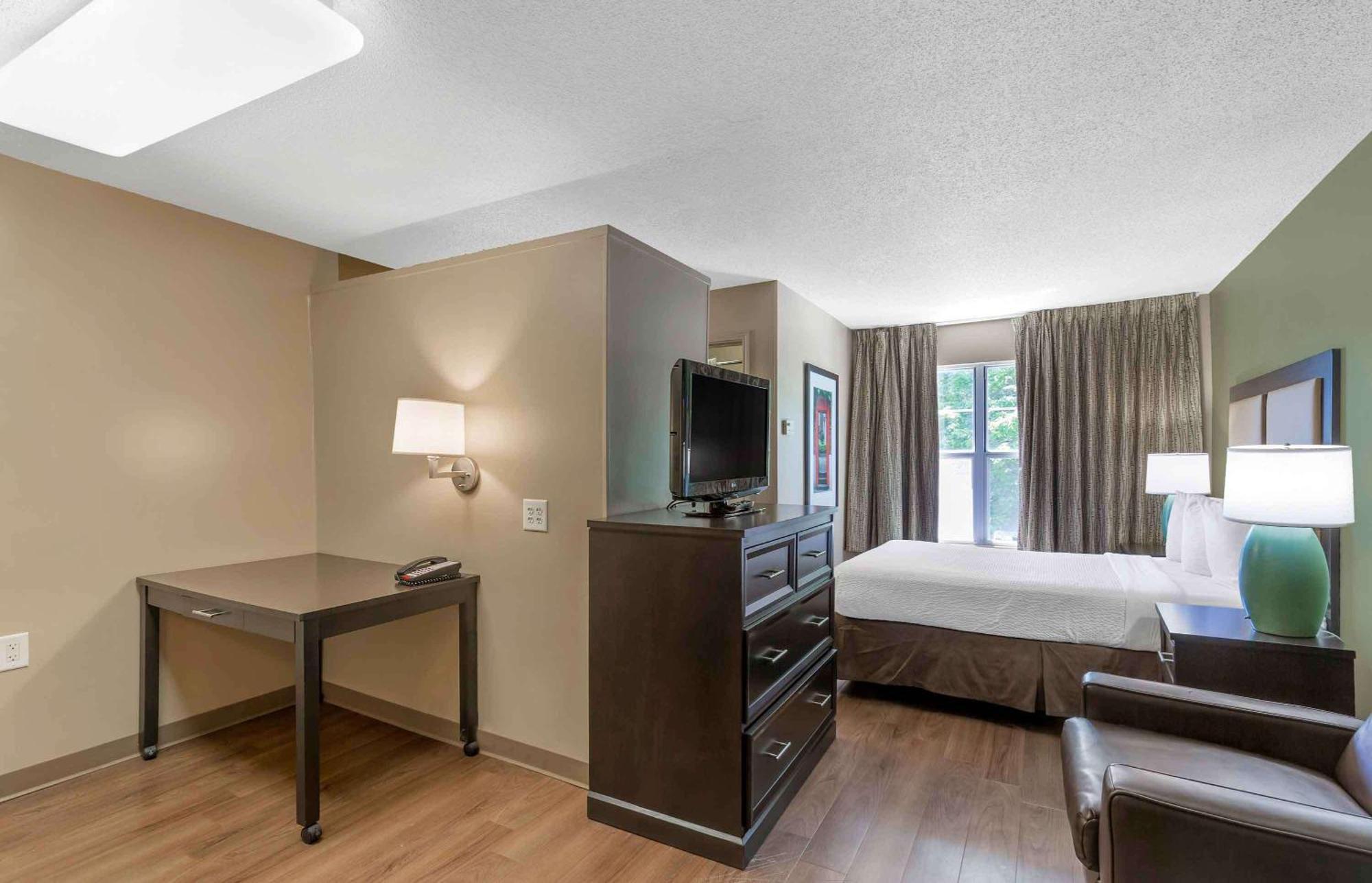 Extended Stay America Suites - Raleigh - Rtp - 4919 Miami Blvd Durham megye  Kültér fotó