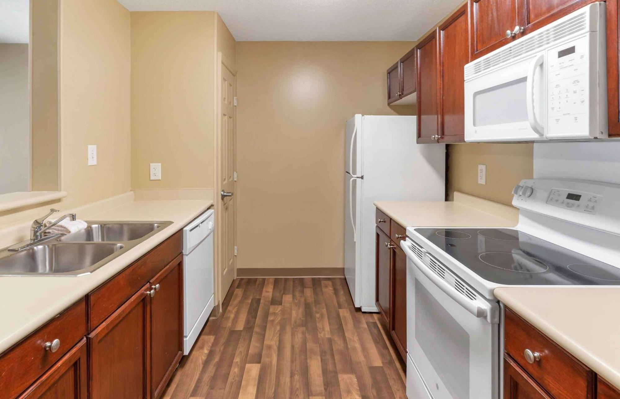 Extended Stay America Suites - Raleigh - Rtp - 4919 Miami Blvd Durham megye  Kültér fotó