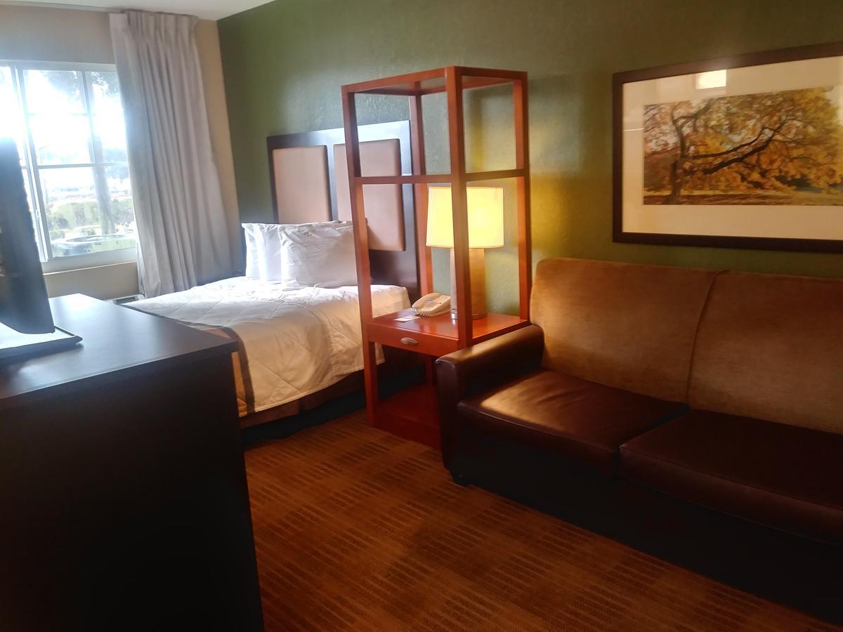 Extended Stay America Suites - Raleigh - Rtp - 4919 Miami Blvd Durham megye  Kültér fotó